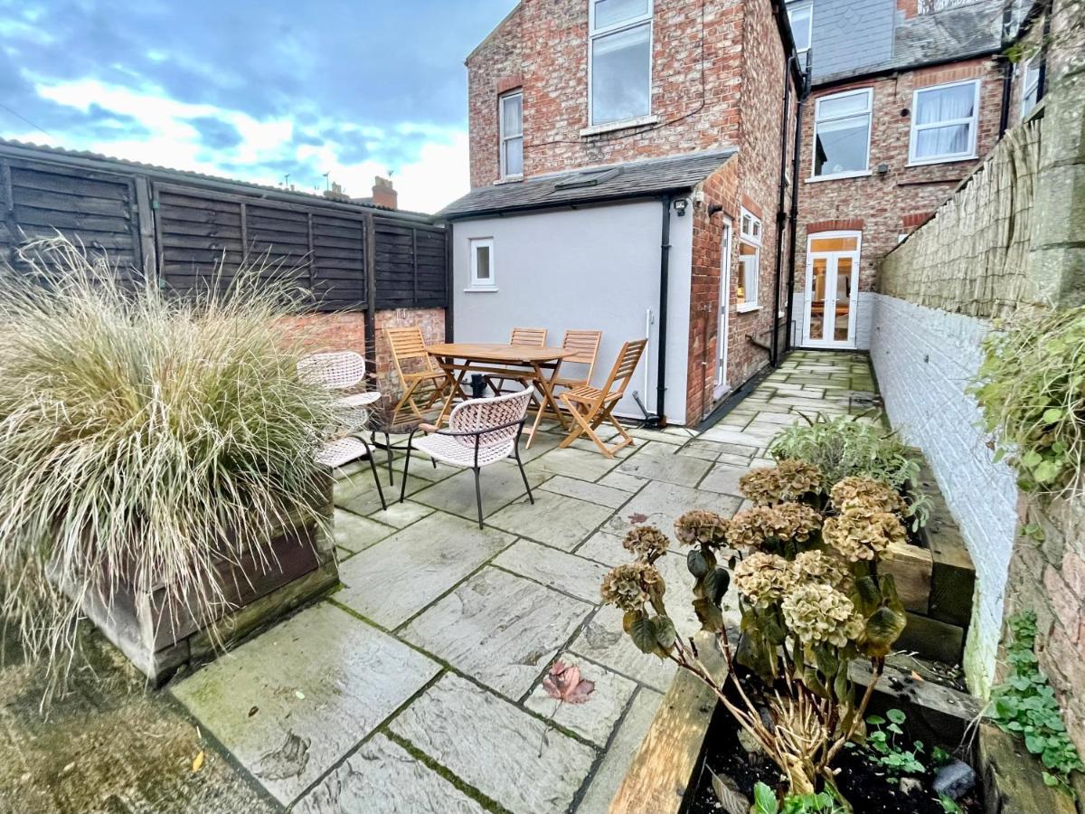 Woodvale Villa York Exteriör bild